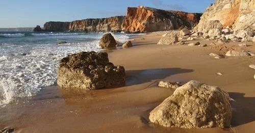Незабываемый пляжный отдых в Португалии